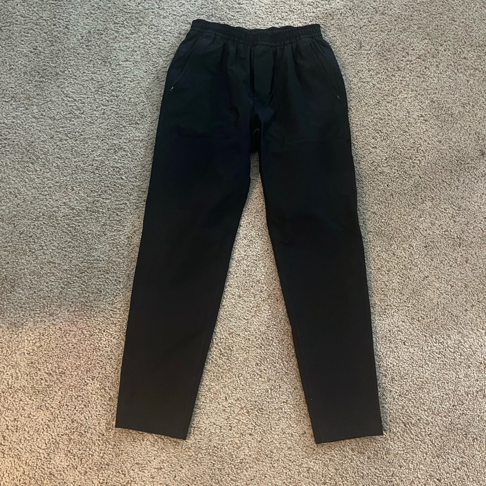 Lululemon Utilitech Pull-on Classic Fit pants - black, Small (size 30 waist)
